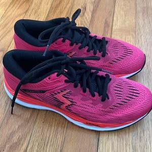 361 Degrees Women's Sensation 4 Running Shoe - Rosette/Hazard Size 7 1/2
